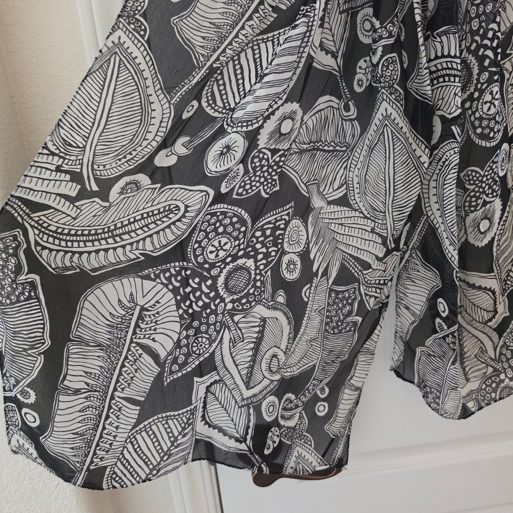 Vintage Silk Scarf Black White Botanical Leaf Print Sheer Oblong Wrap 18x60 - Picture 3 of 3